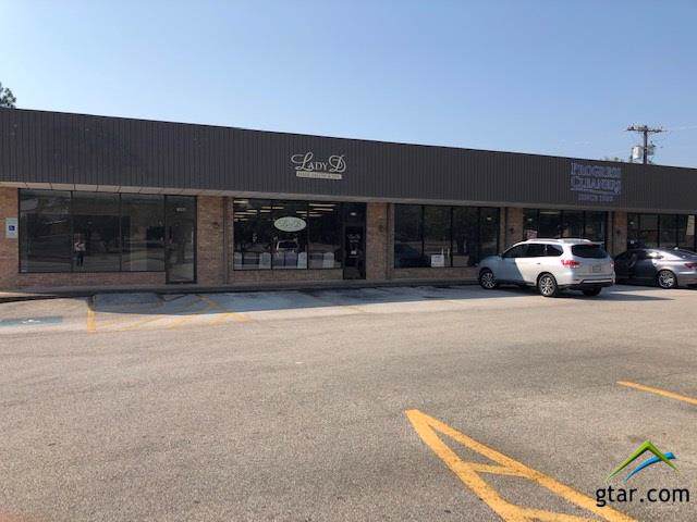 208 Shelley Dr - Photo 1