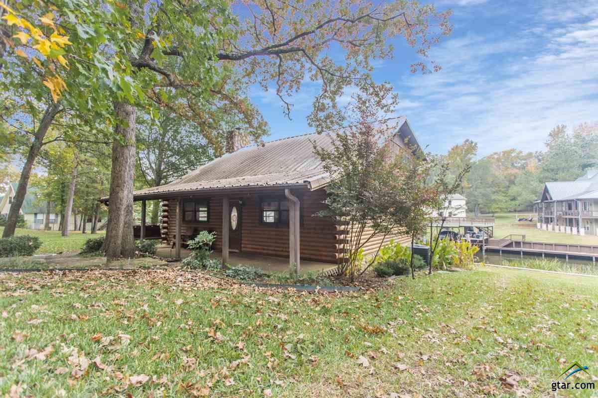 110 King Lyle - Photo 1