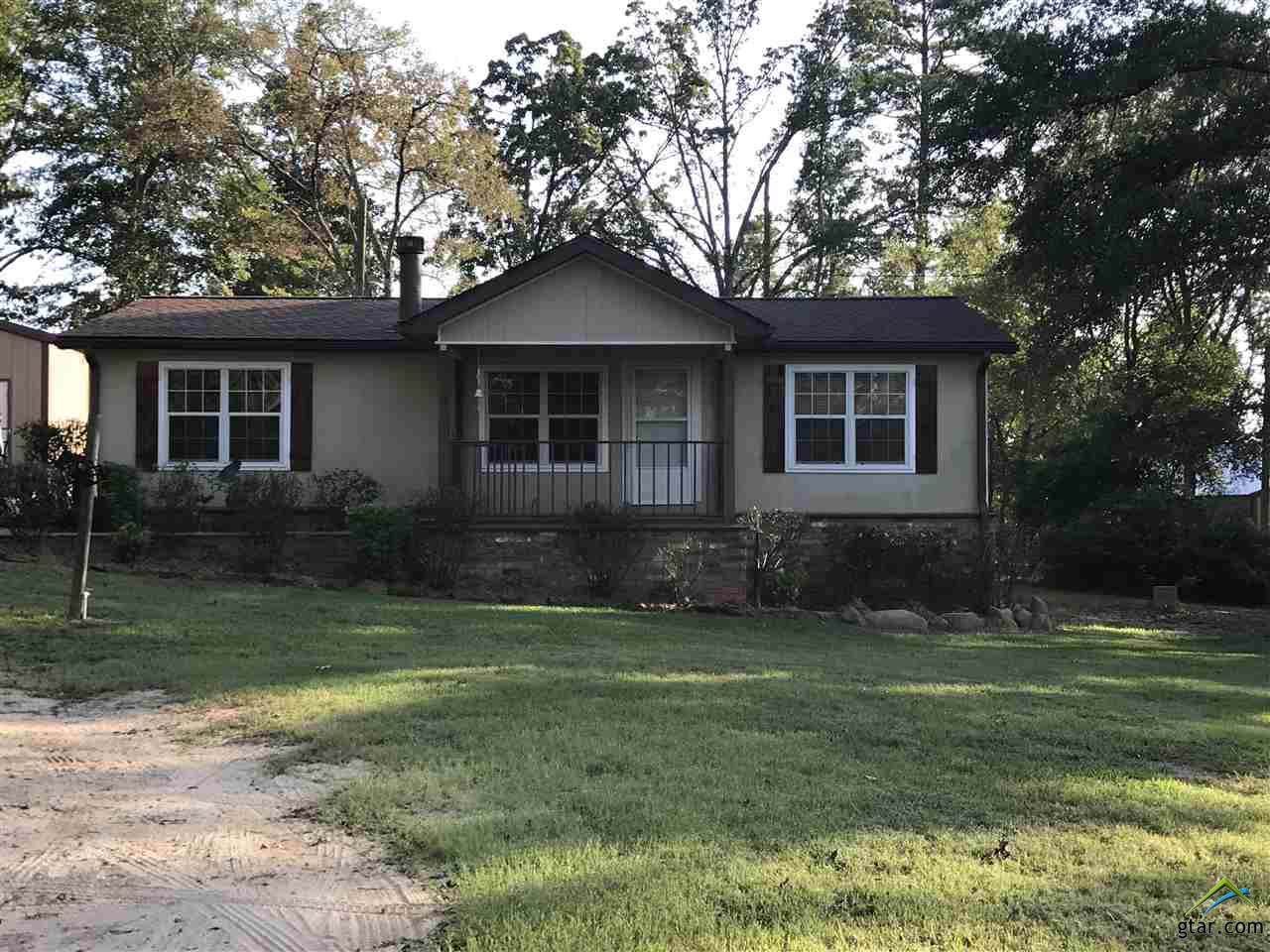 206 Woodhaven - Photo 1