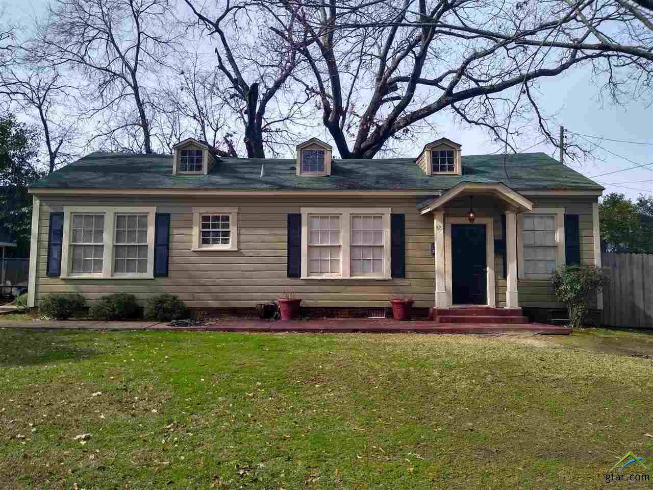 421 Sunny Lane - Photo 1