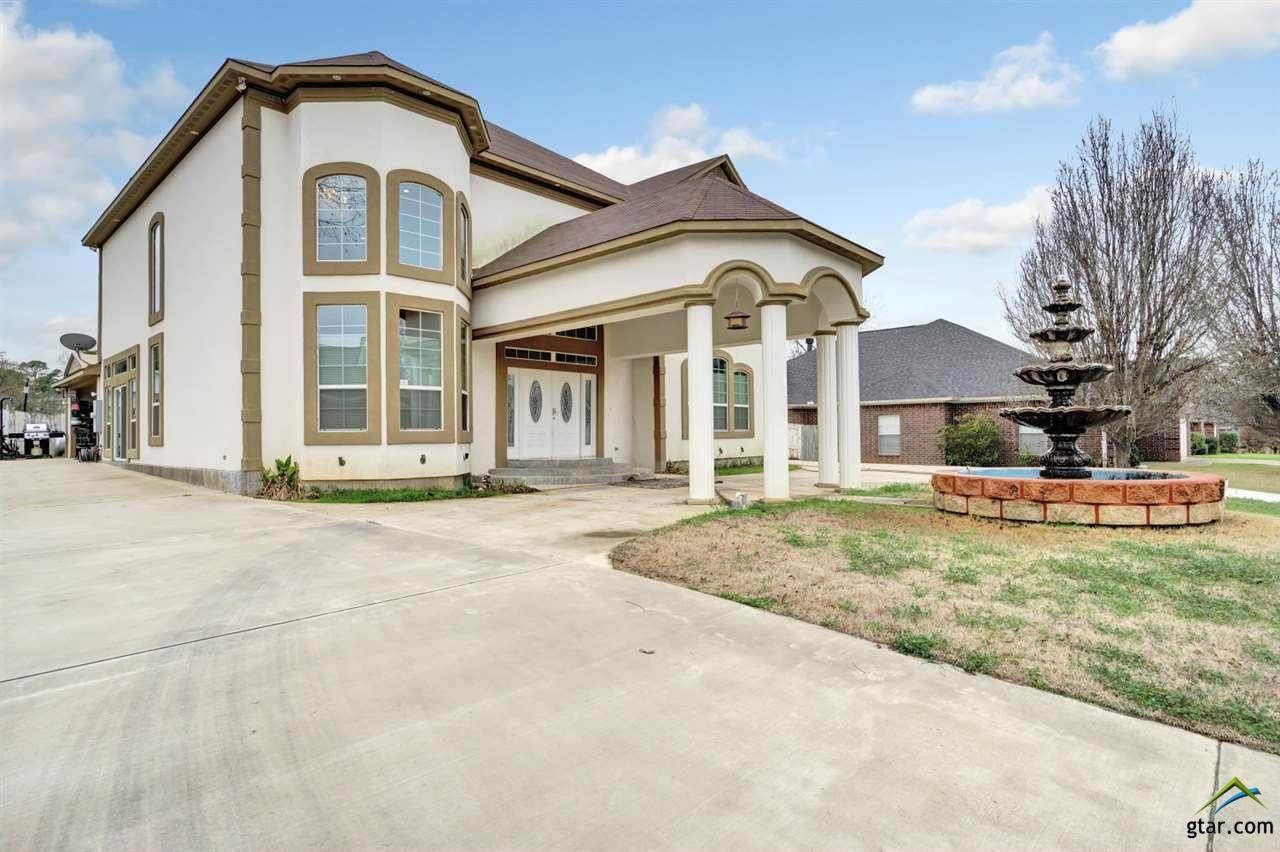 303 Cameron - Photo 1