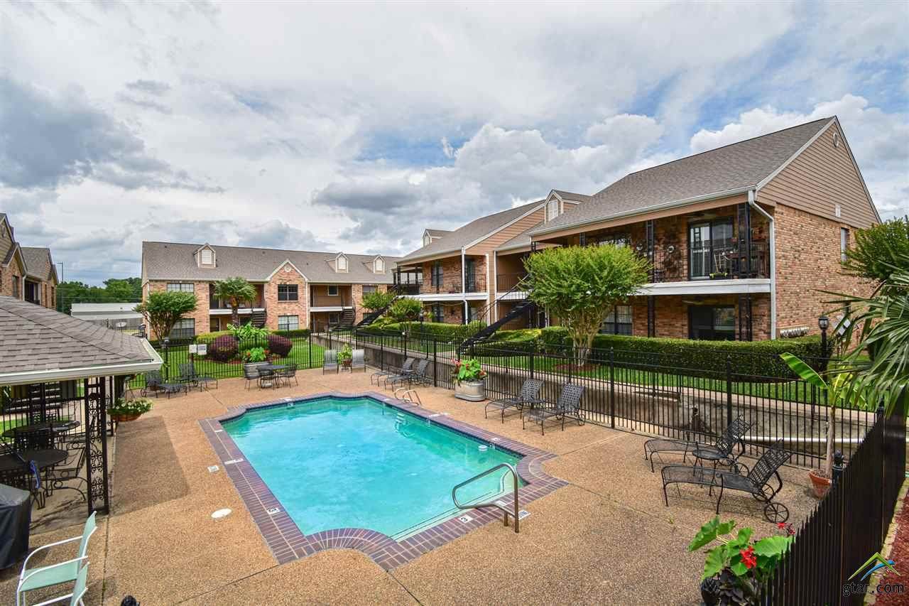 400 South Town Dr # 204 - Photo 1
