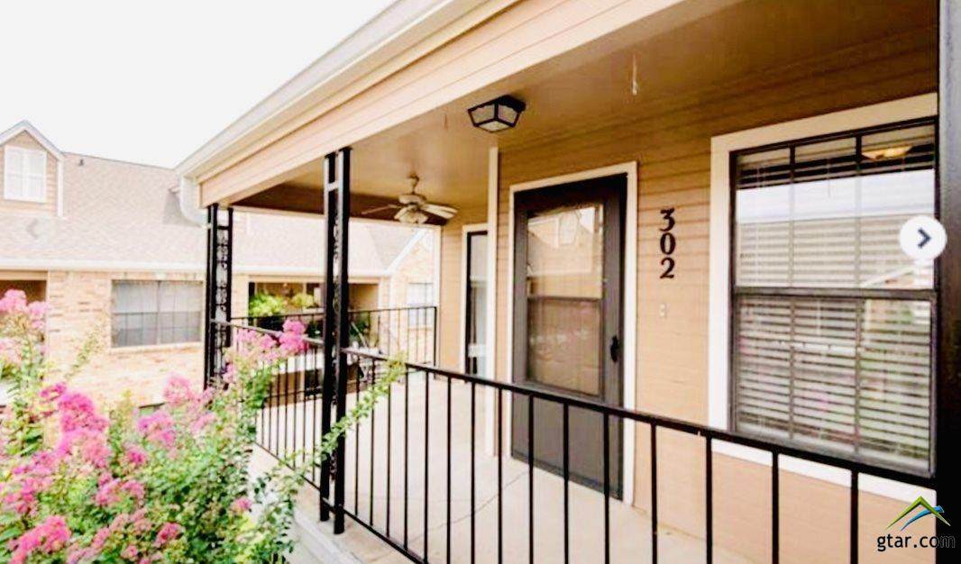 400 South Town Dr. #302 - Photo 1