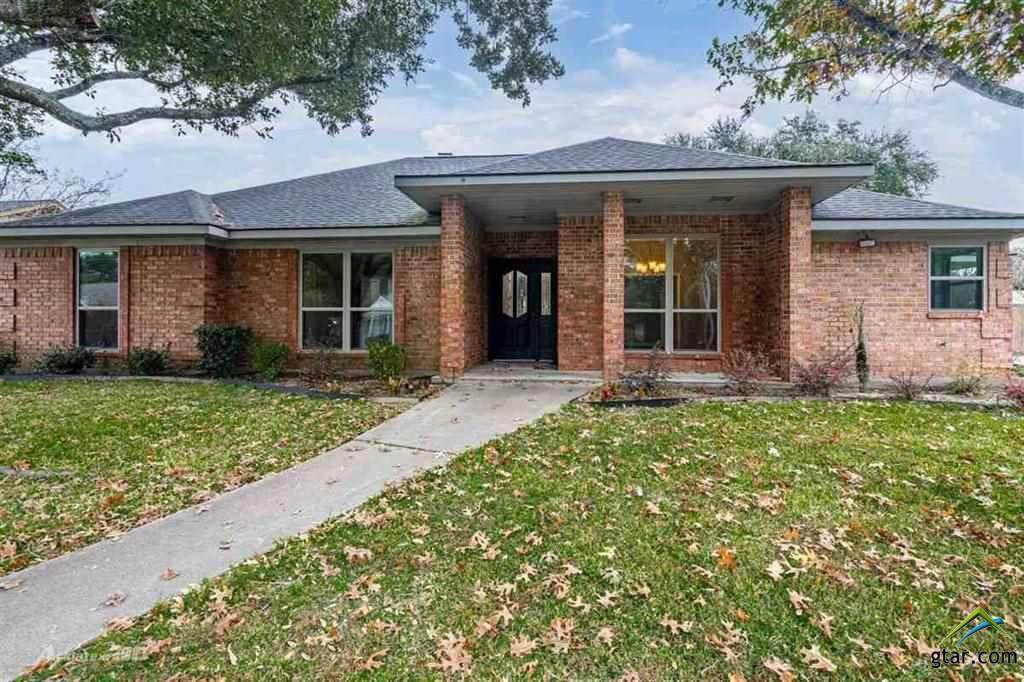 208 Spring Valley - Photo 1