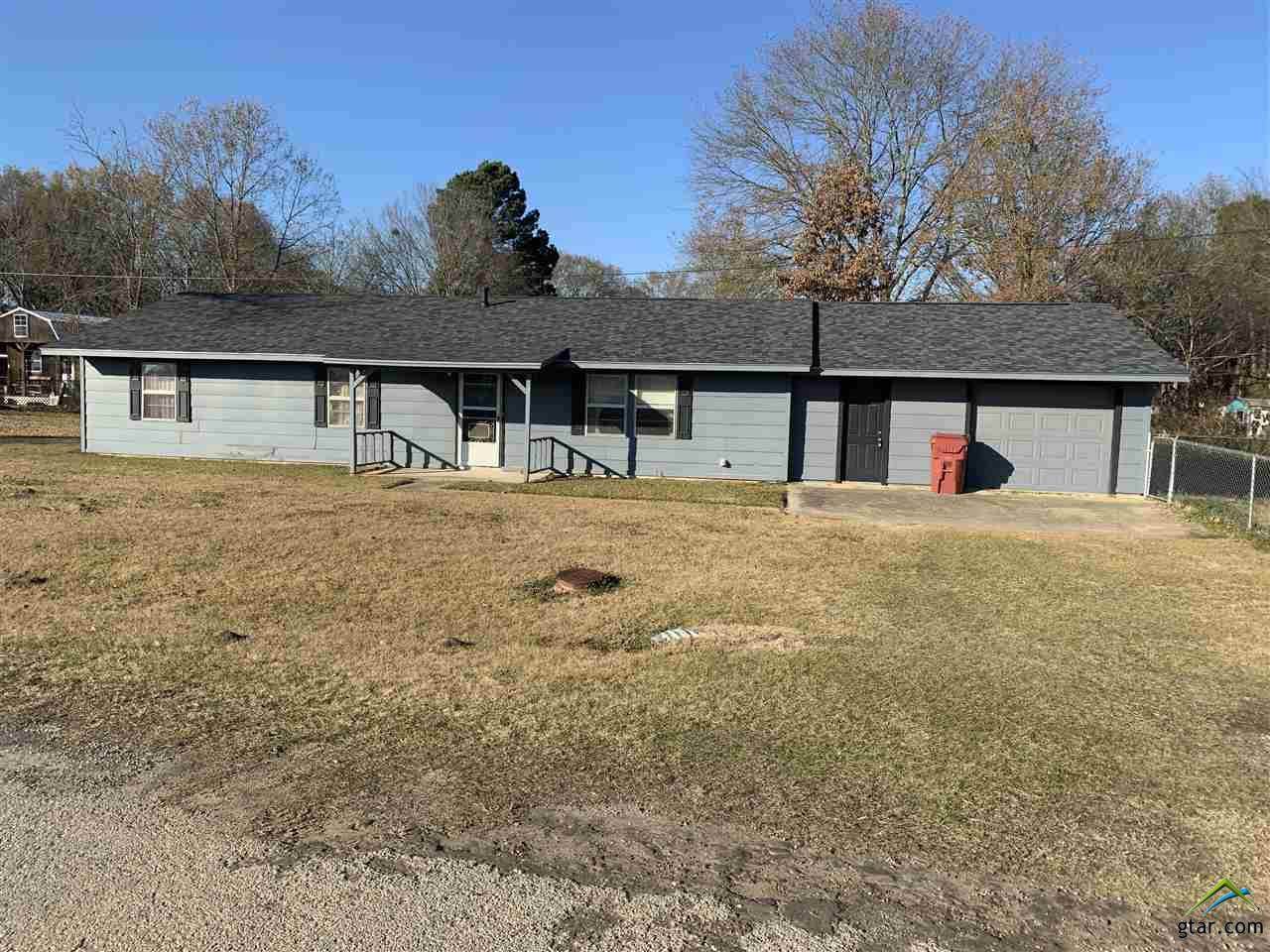 304 6th St Sw - Photo 1