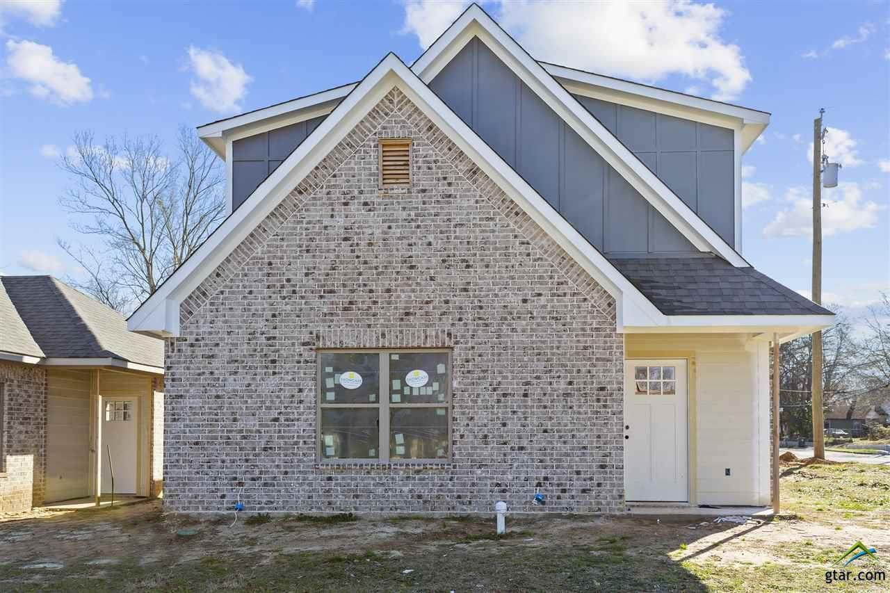 826 Franklin St - Photo 1