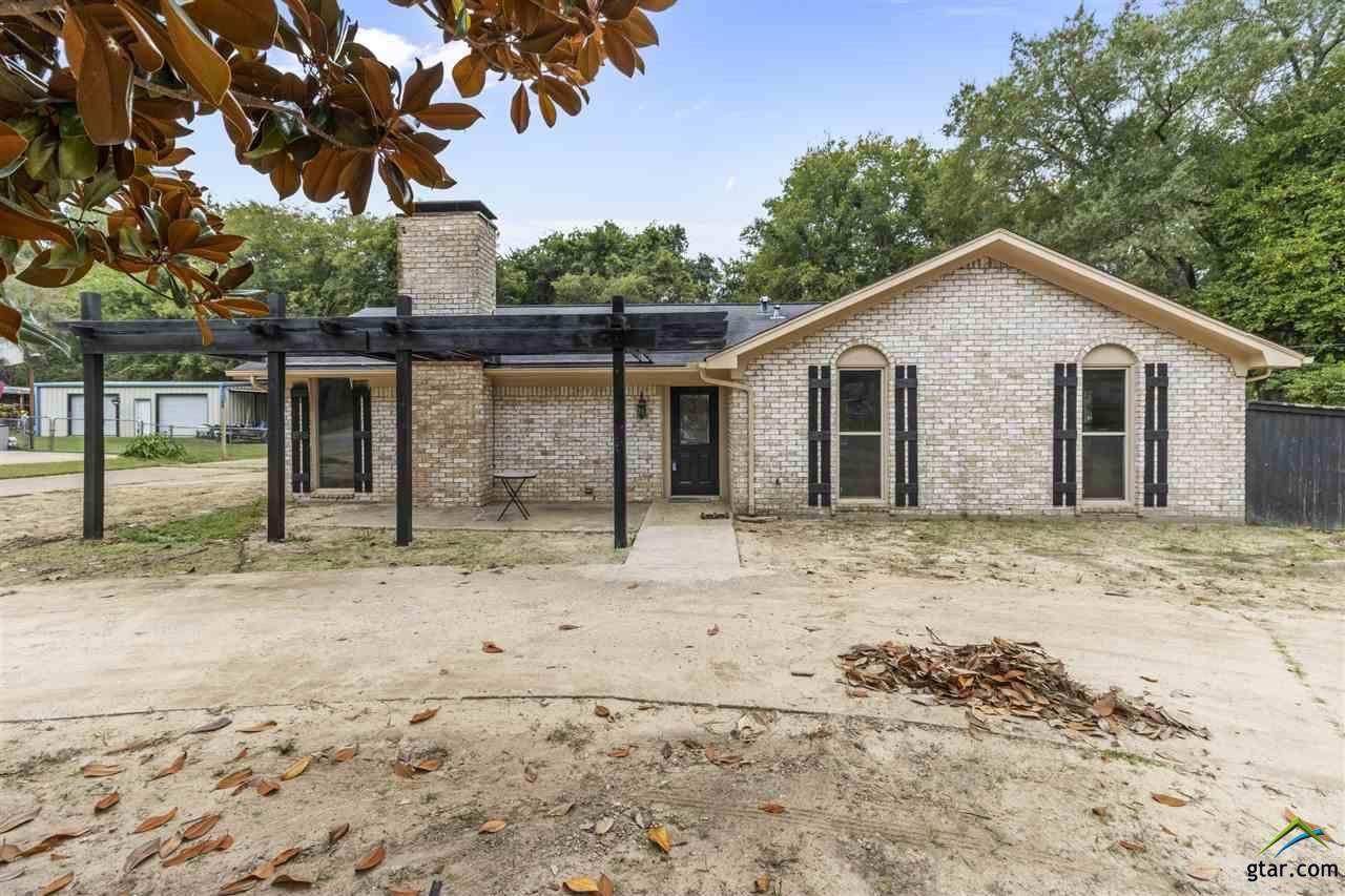 1709 Circle Dr. - Photo 1