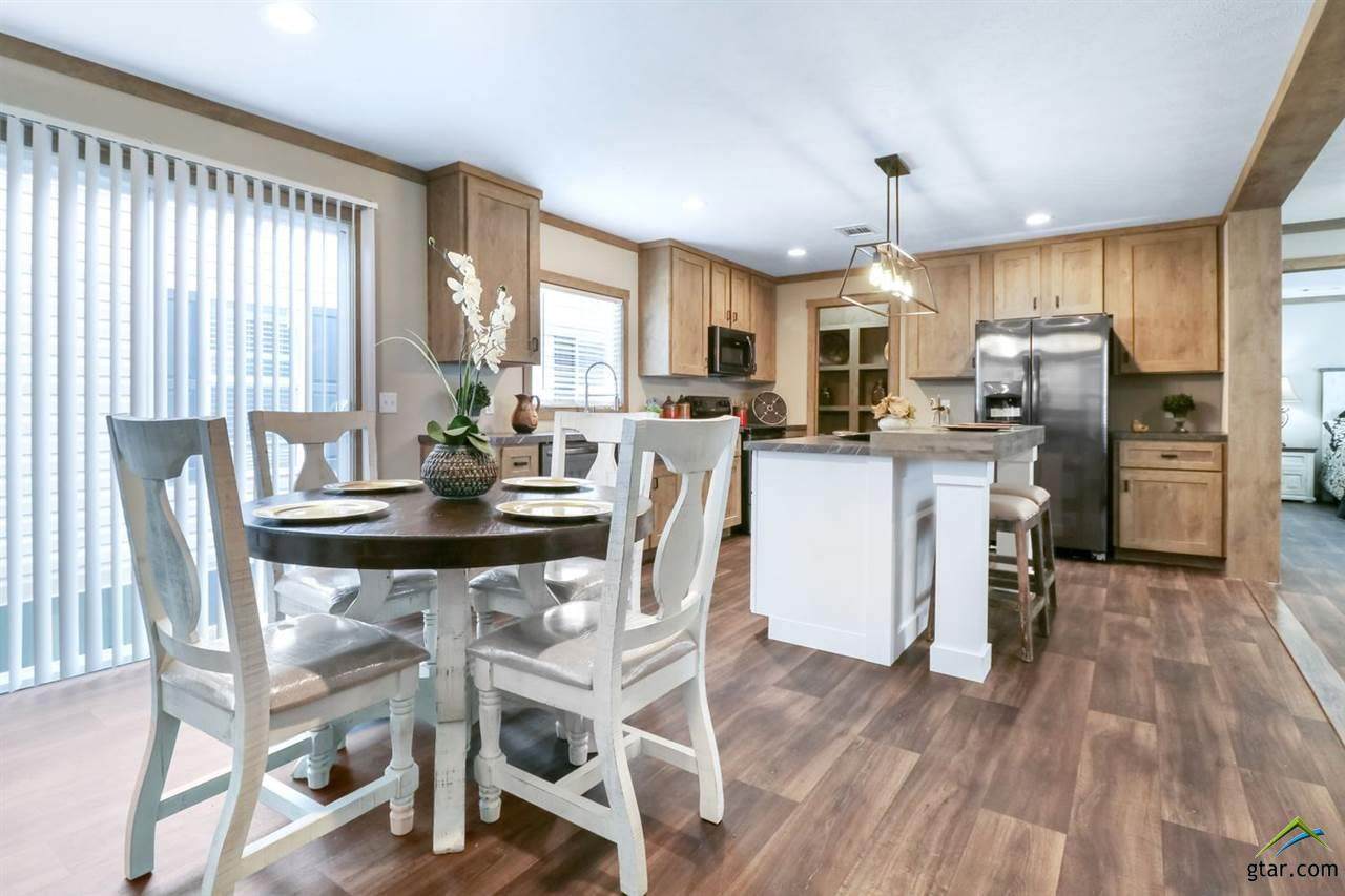 198 Tanglewood Dr - Photo 1