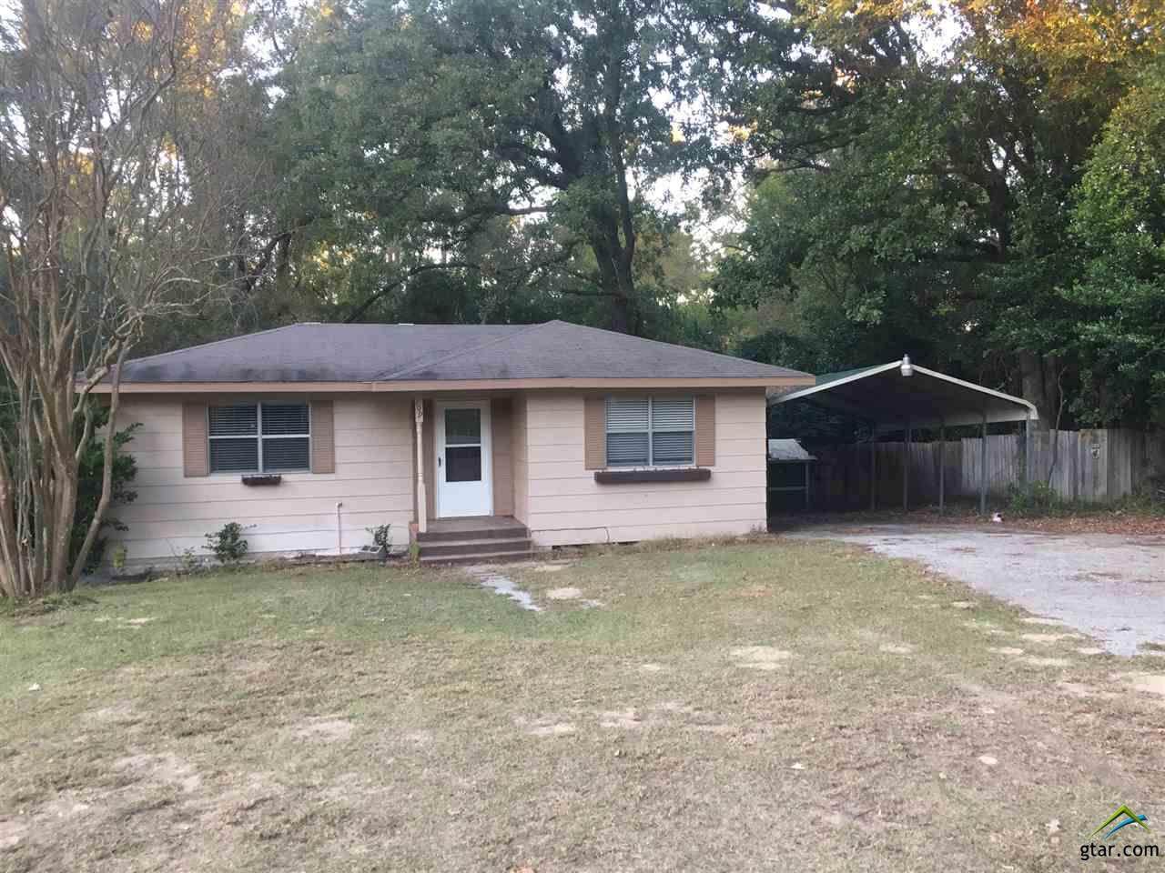109 Walker - Photo 1