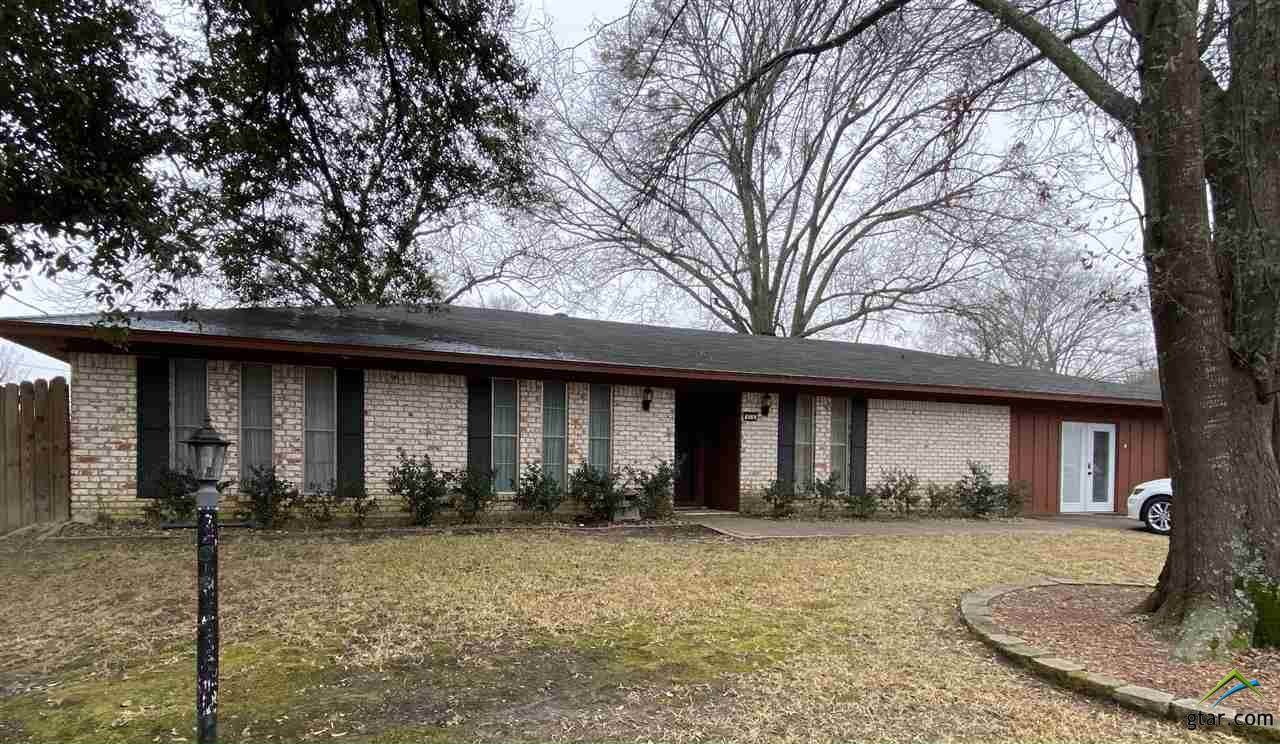 416 Walnut - Photo 1