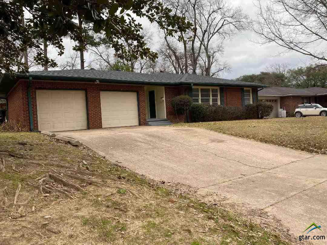 2326 Sampson - Photo 1