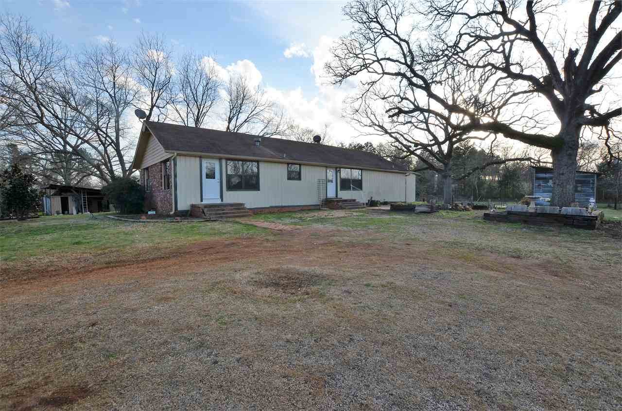 36623 Hwy 69 N - Photo 1