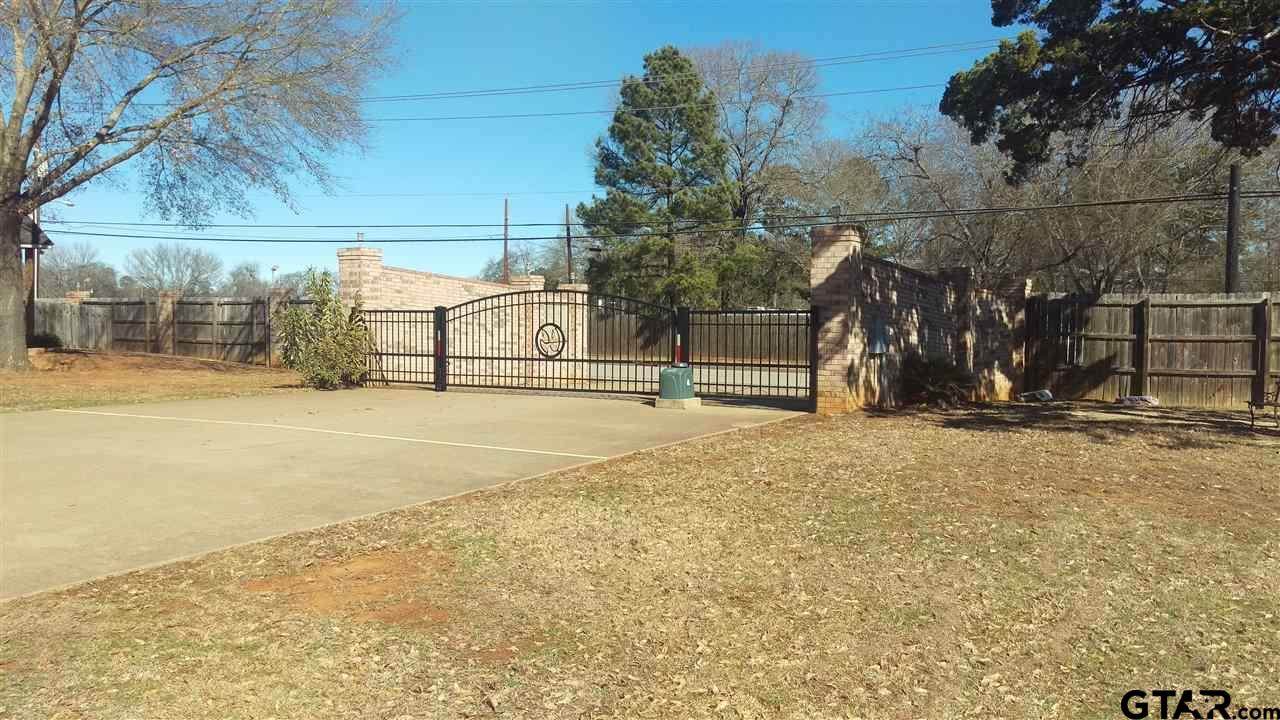 604 Hwy 110, Unit D - Photo 1