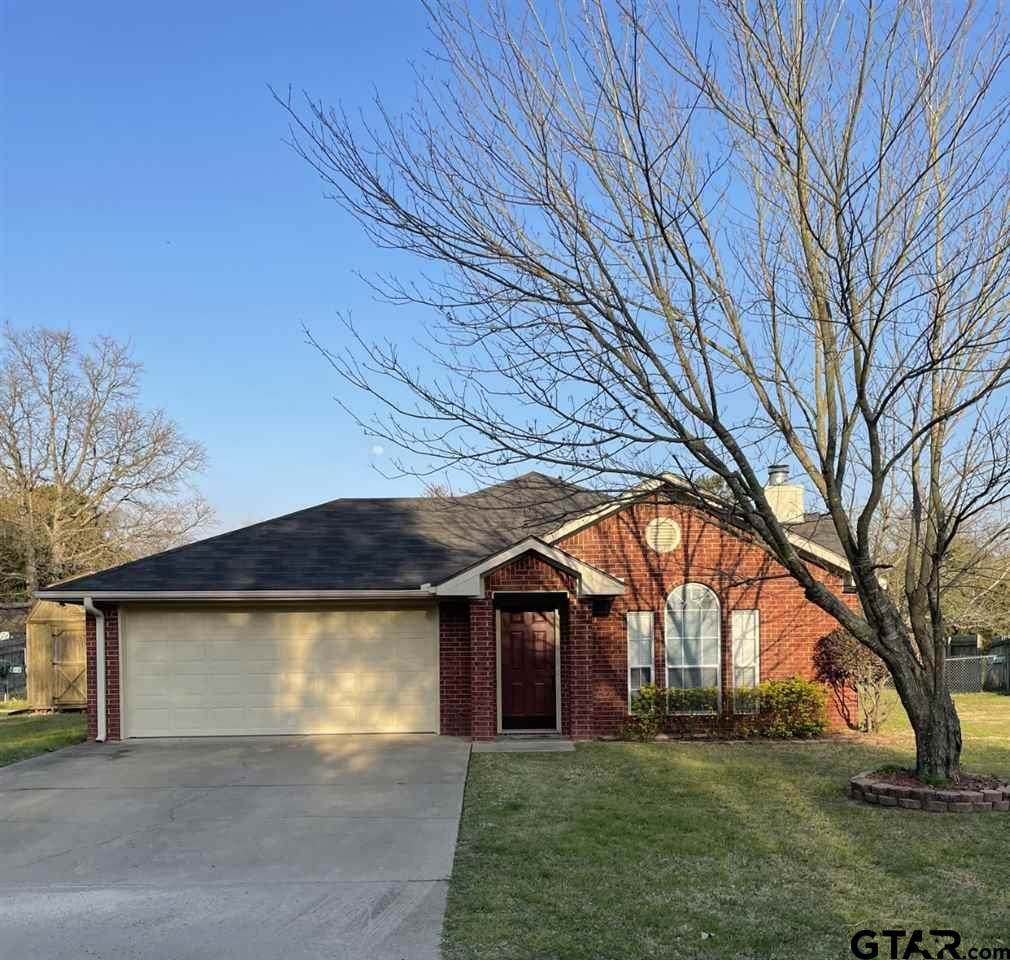 17676 Stacy - Photo 1