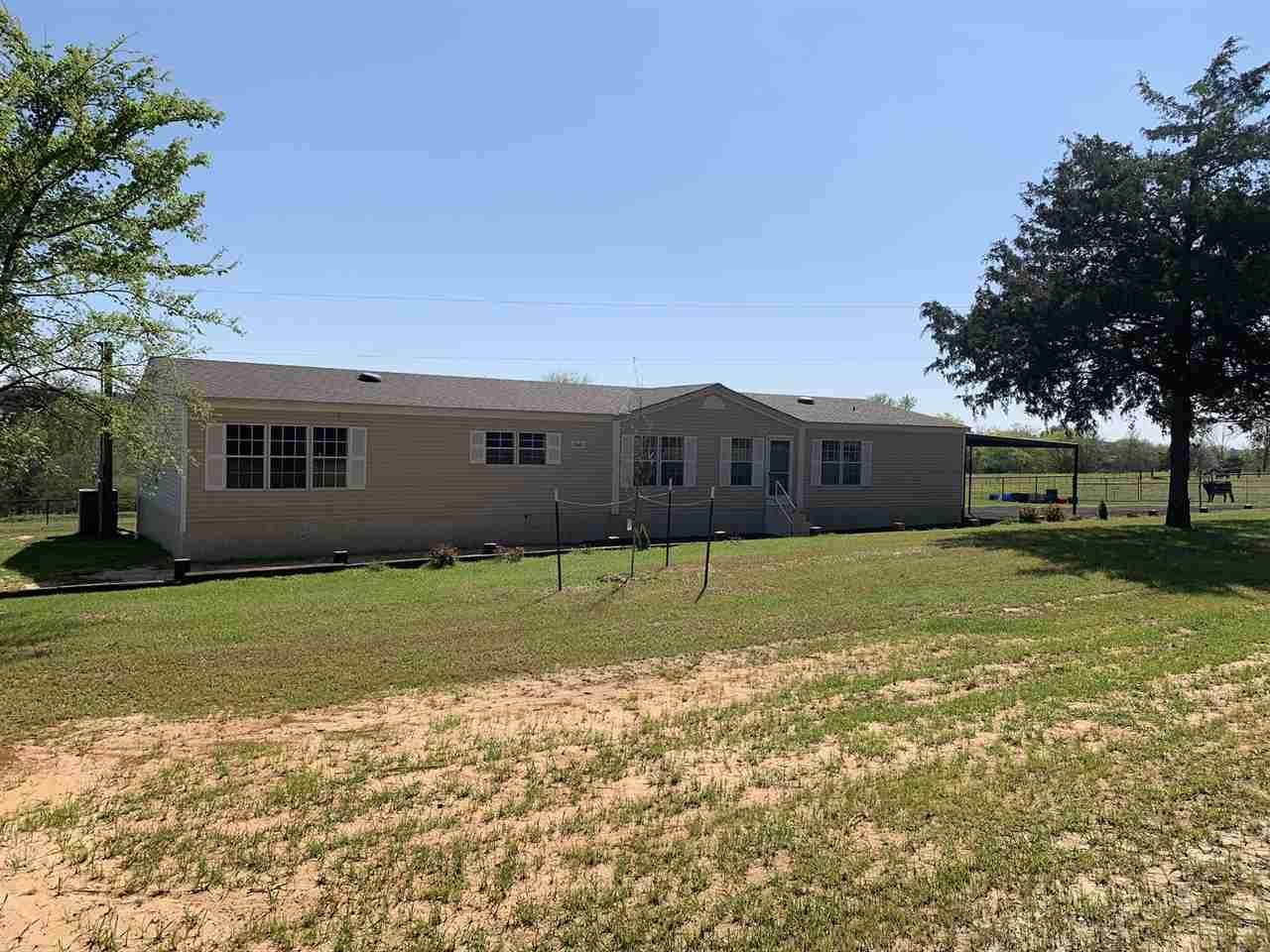 4015 Cr 3305 - Photo 1