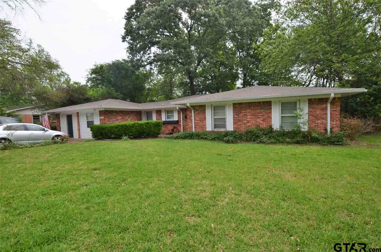 2910 Birdwell Dr - Photo 1