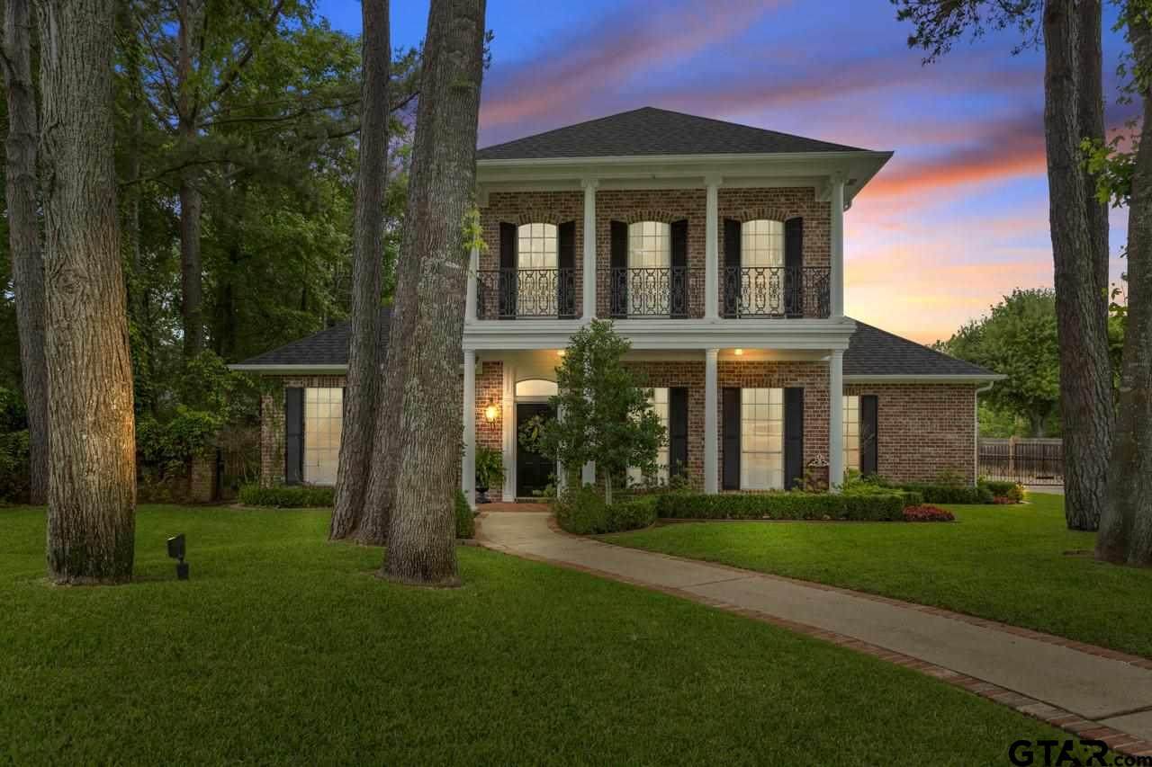 6805 Hollytree Circle - Photo 1