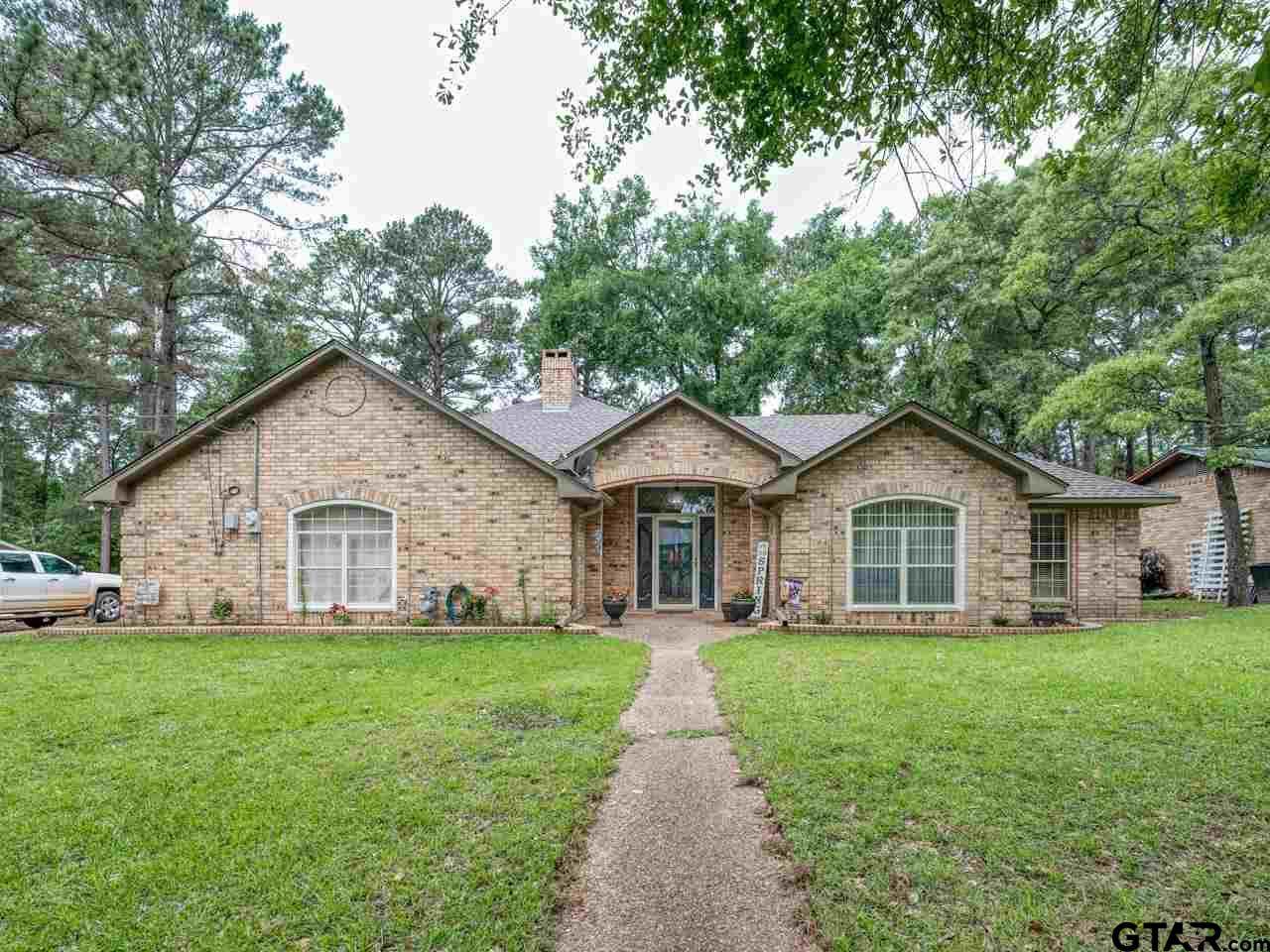 1017 Glenfawn - Photo 1