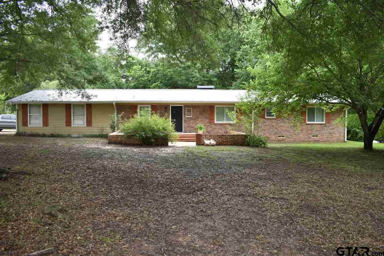 702 Park - Photo 1