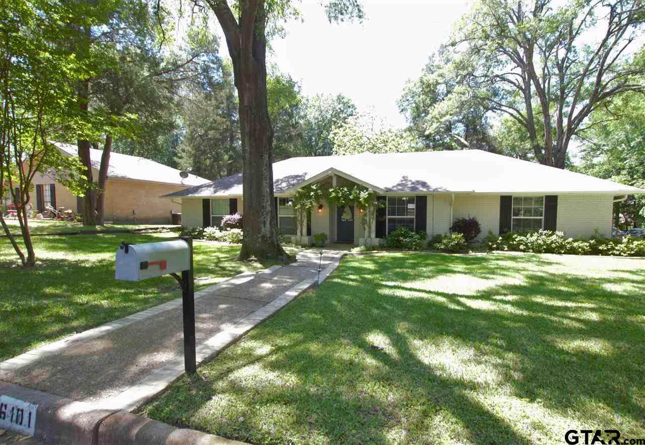 6101 Huntington Drive - Photo 1