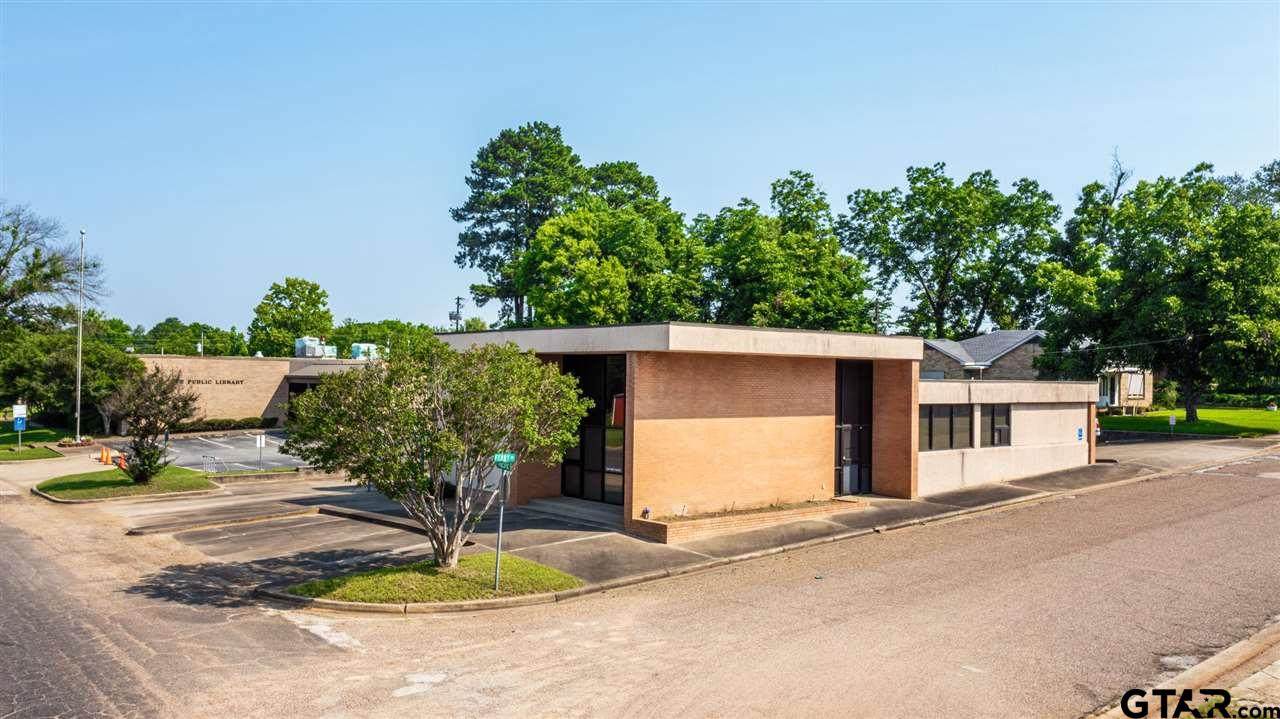 805 Broadway - Photo 1