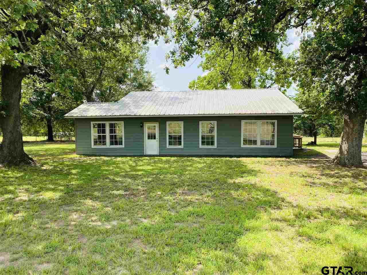 370 County Road 3245 - Photo 1