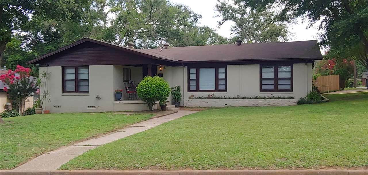 1503 San Antonio Street - Photo 1