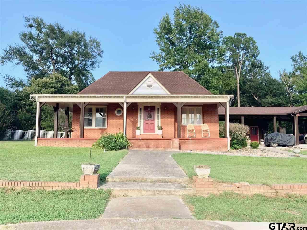 608 Greer - Photo 1