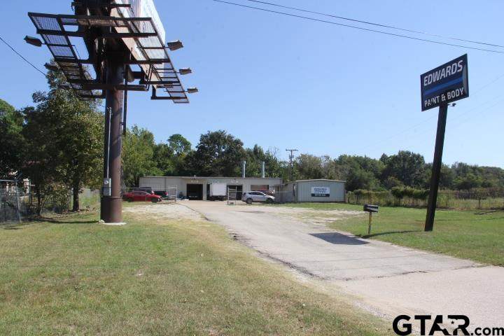 802 Loop 323 - Photo 1