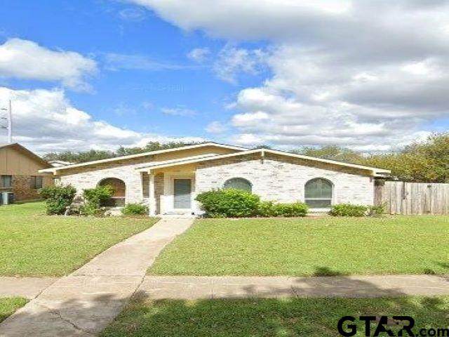 2937 Red Gum - Photo 1