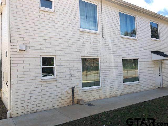 1816 Oakwood #3 - Photo 1