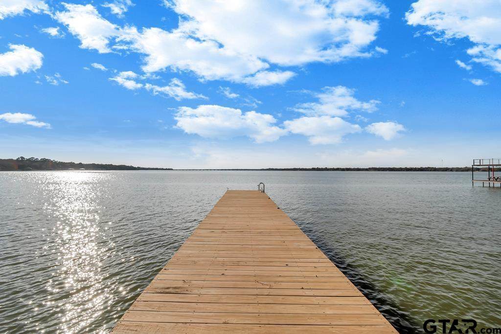 250 Sailfish Dr - Photo 1