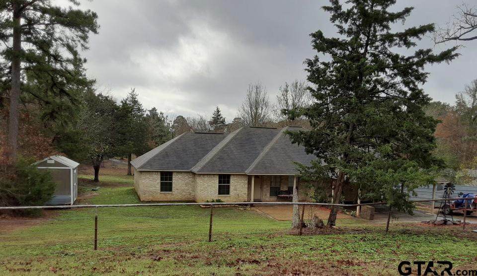 5118 Elaine Drive - Photo 1
