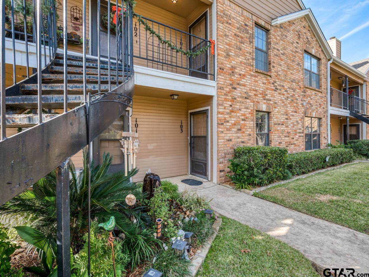 400 South Town Dr #103 - Photo 1