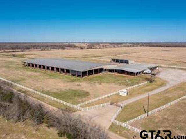 11016 County Road 2138 - Photo 1