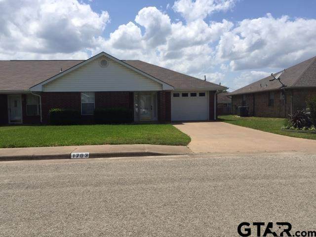 1703 Heritage Square - Photo 1
