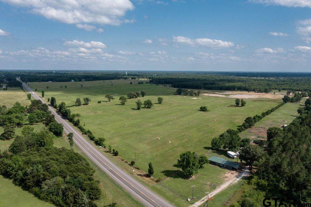 13810 Hwy 82 - Photo 1