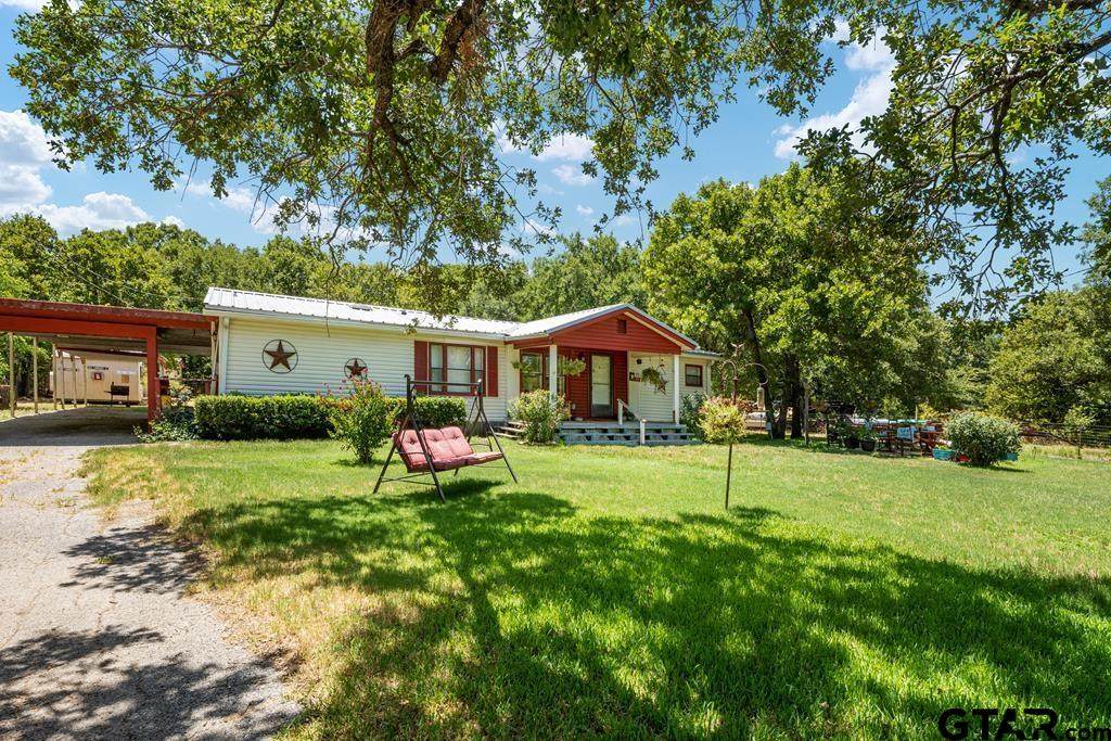 28380 Oak Ridge - Photo 1
