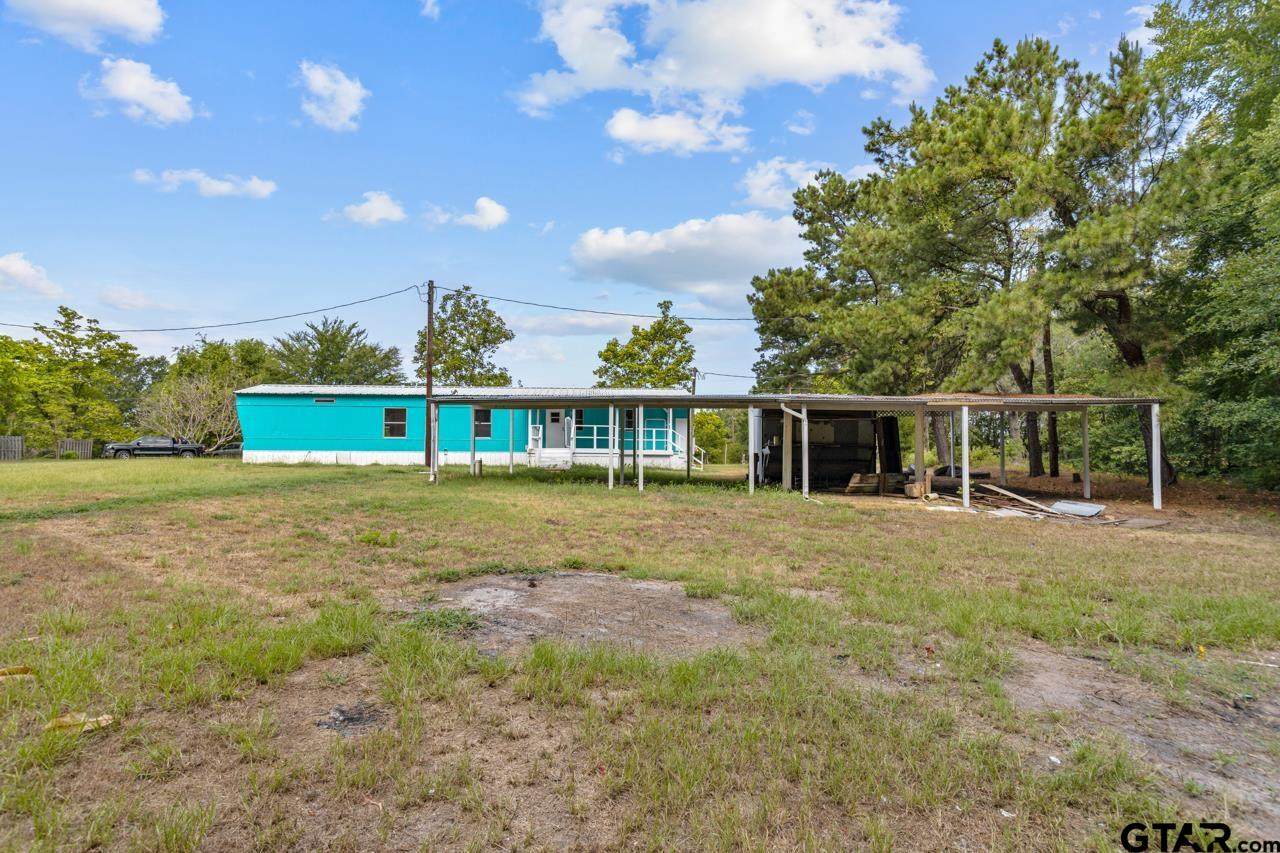 165 Eaves Rd. - Photo 1