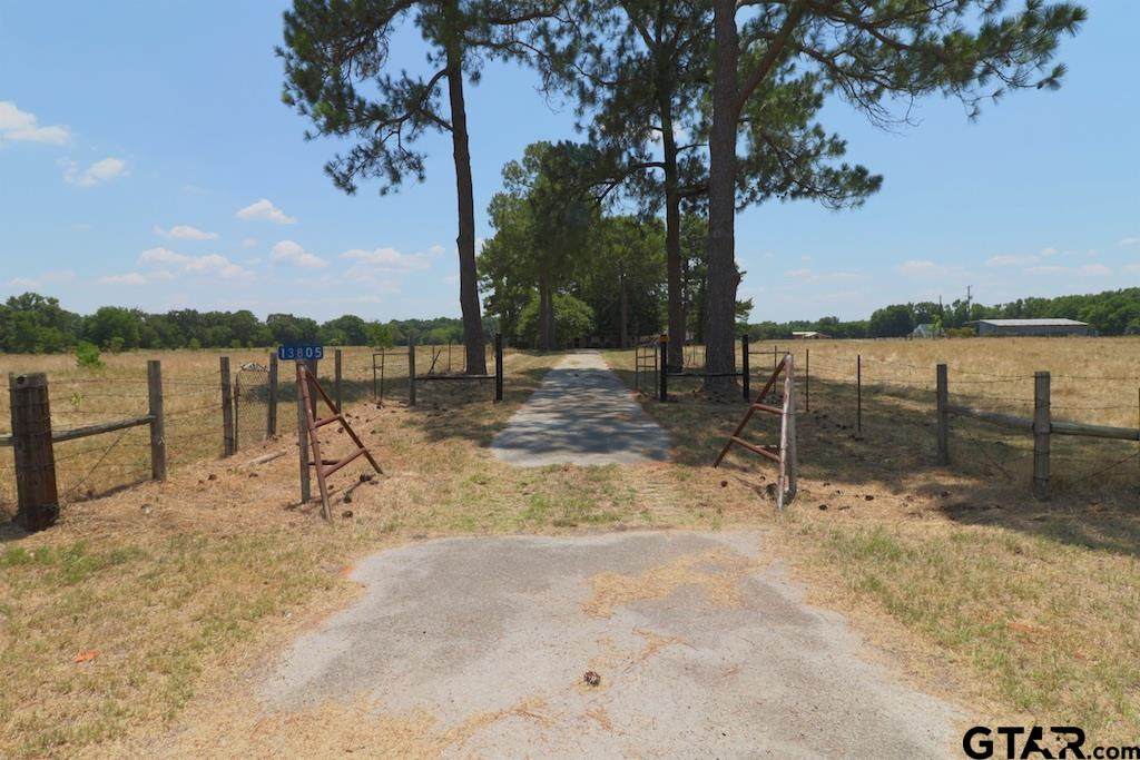 13805 Fm 344 W - Photo 1