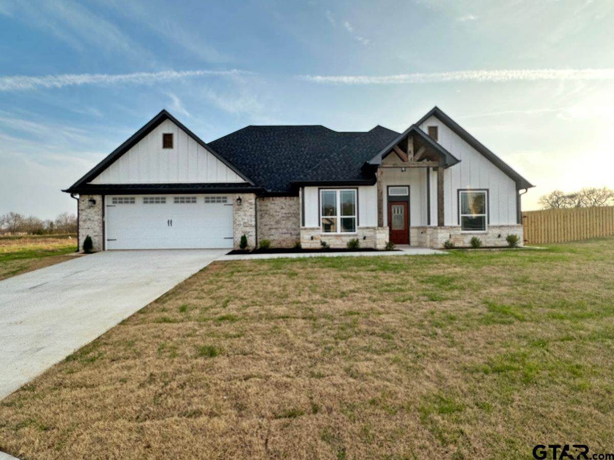 1207 Seagull Cir - Photo 1