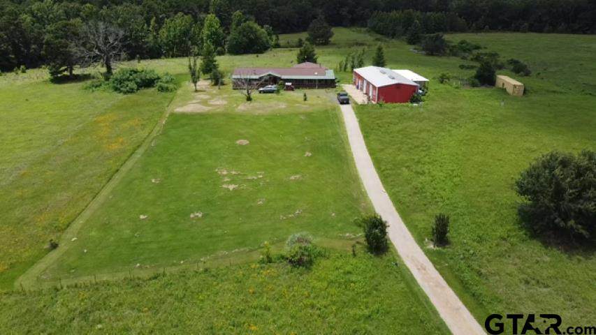 128 County Road 3878 - Photo 1