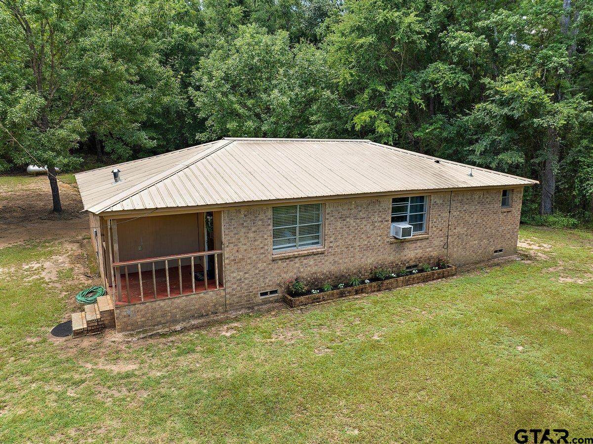 7126 Fm 1857 - Photo 1