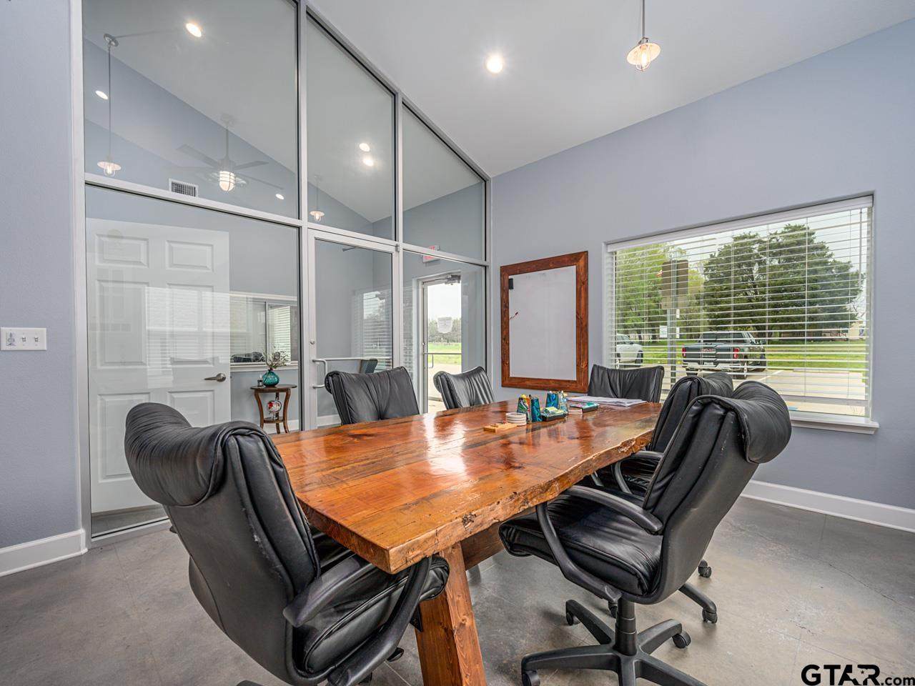 19025 Valley Drive, Suite 9 - Photo 1