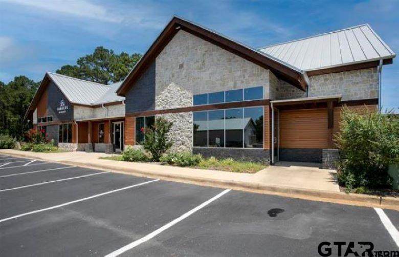 7925 S. Broadway Building 4 - Photo 1