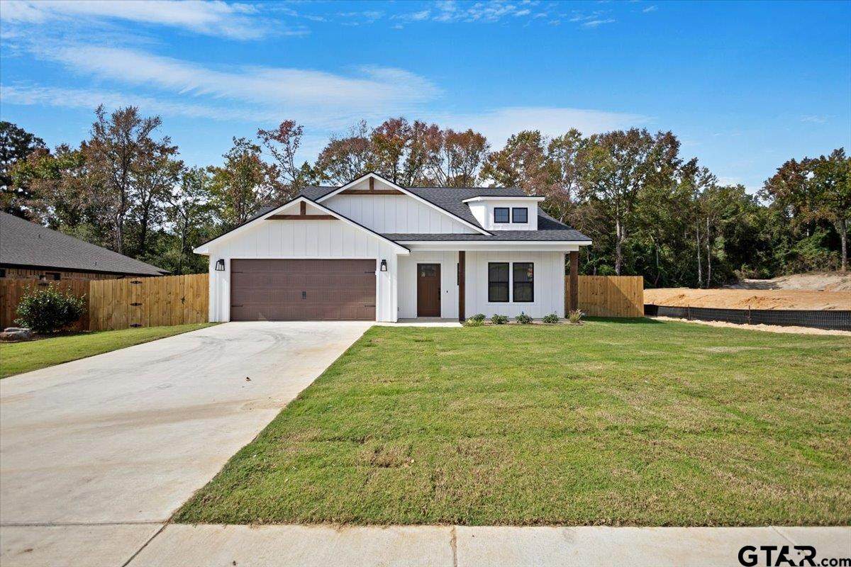 16426 Crossing Circle - Photo 1