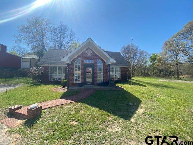 909 Hwy 110 - Photo 1