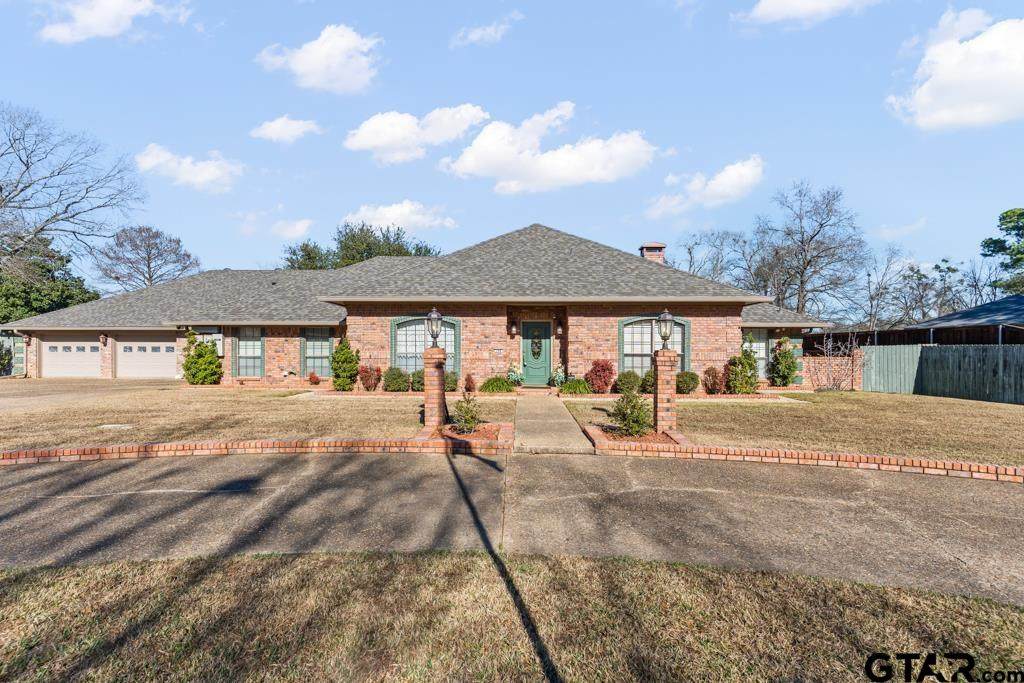 106 Cheyenne Street - Photo 1