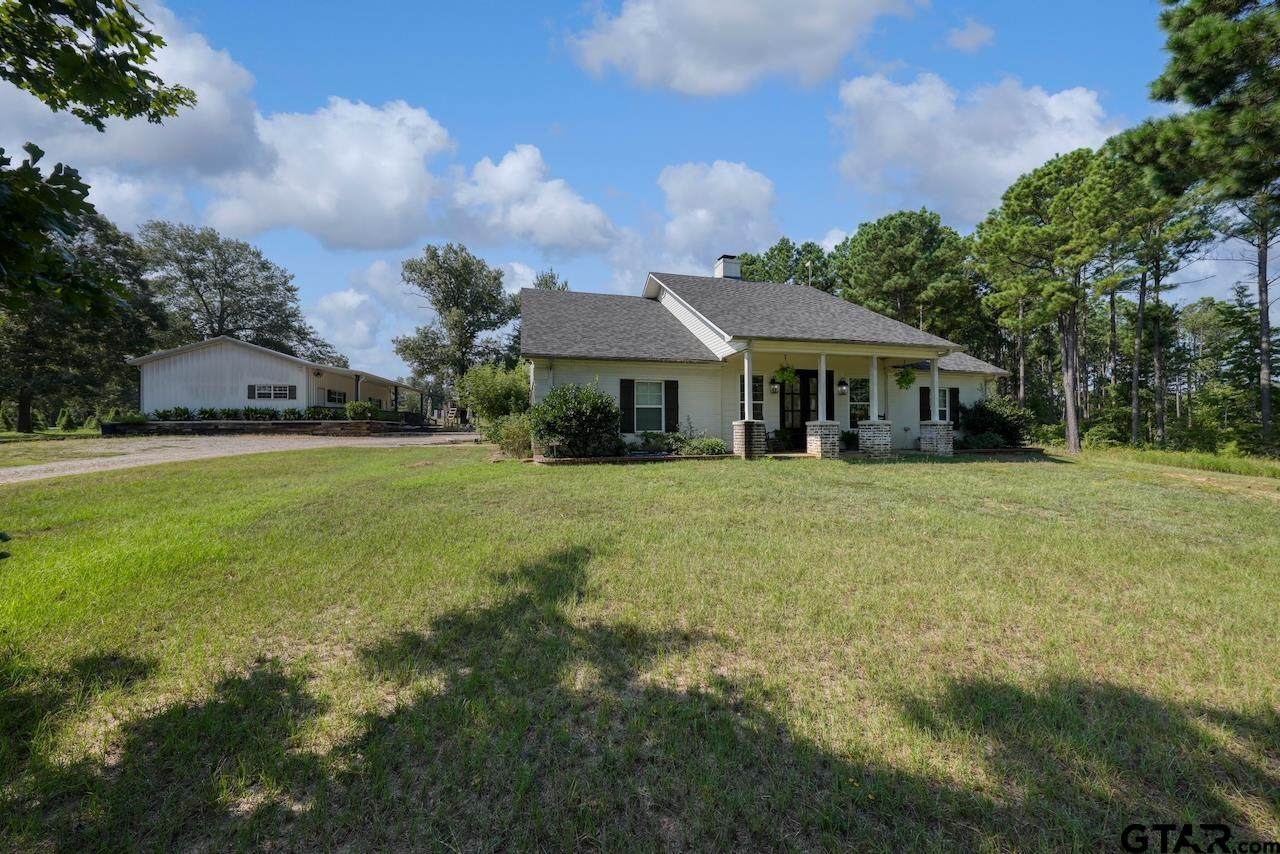 12075 County Road 452 - Photo 1