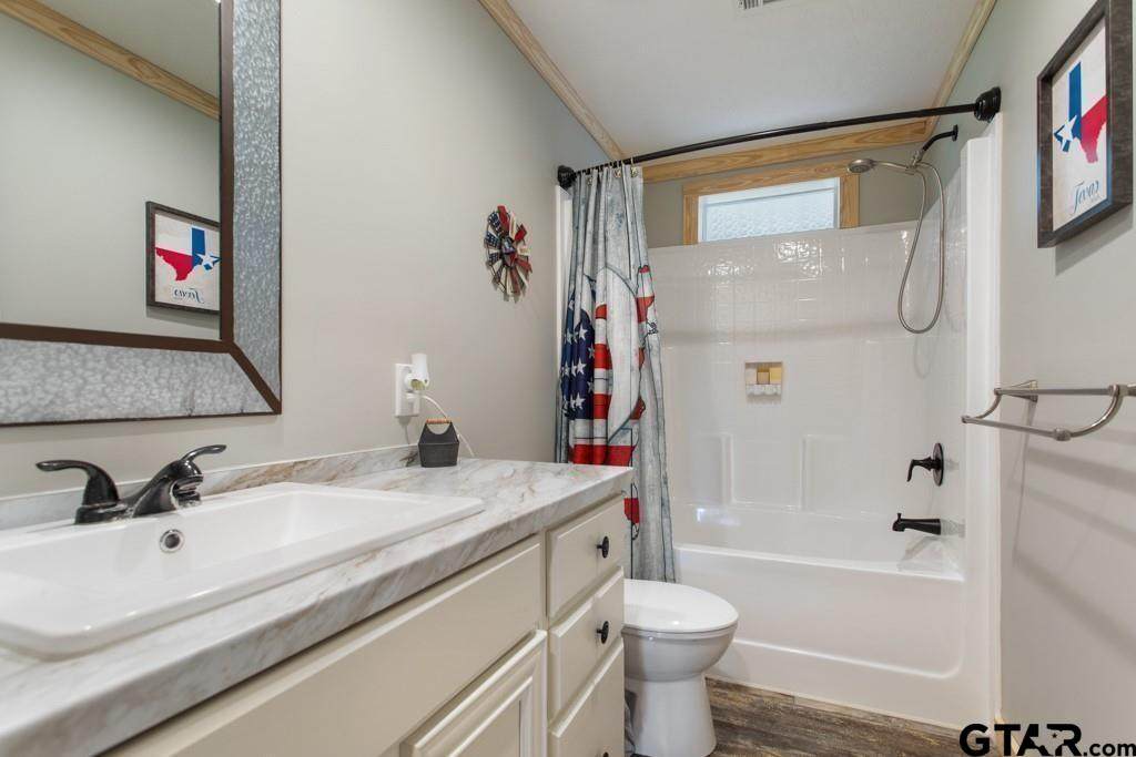 8642 & 8644 Fm 779 - Photo 1